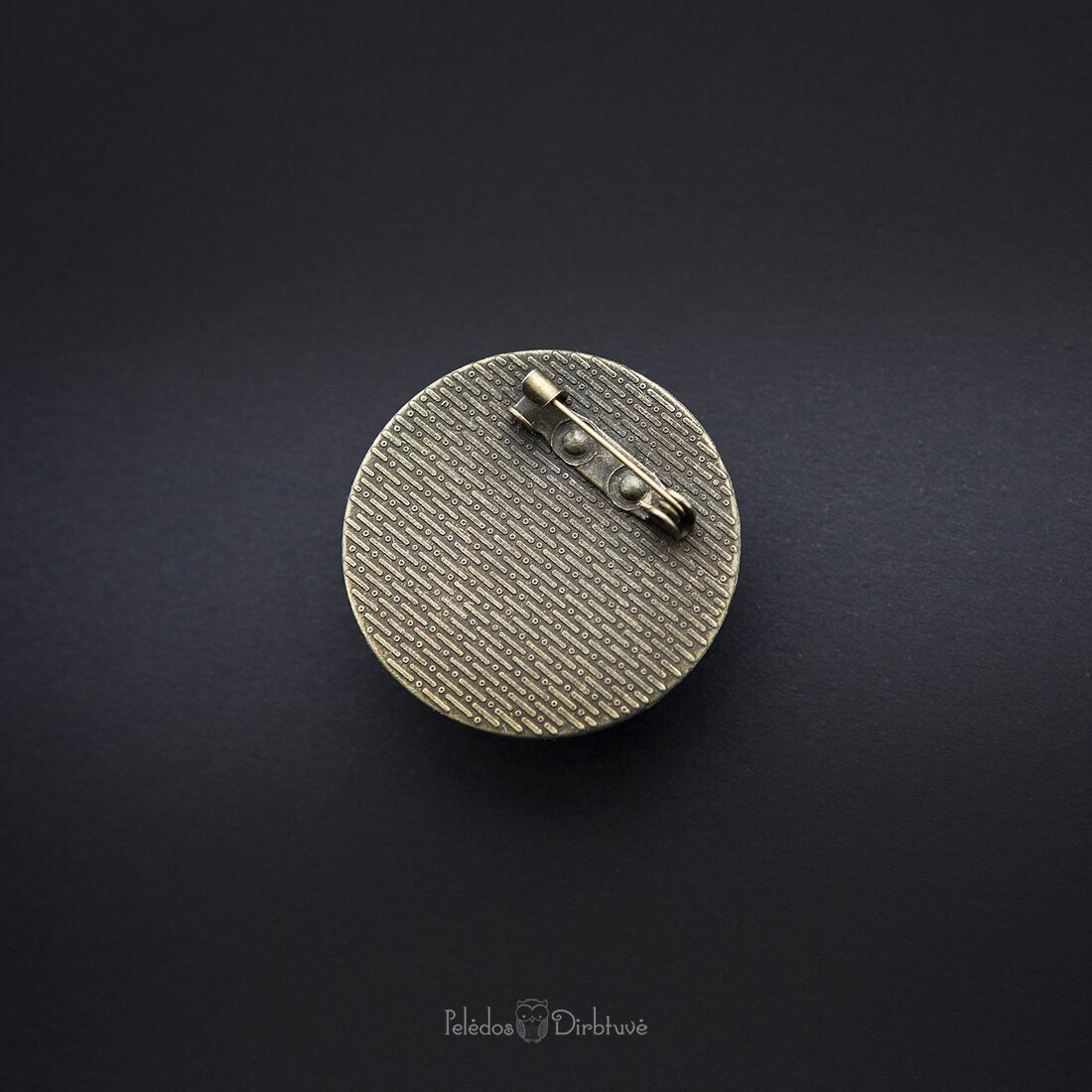 Apvali juoda sagė "Linai" (37mm) 6
