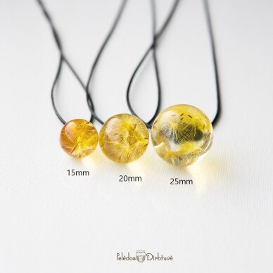 Geltonas pakabukas-burbulas su pūkais "Saulės Pūkai" (15mm) 6