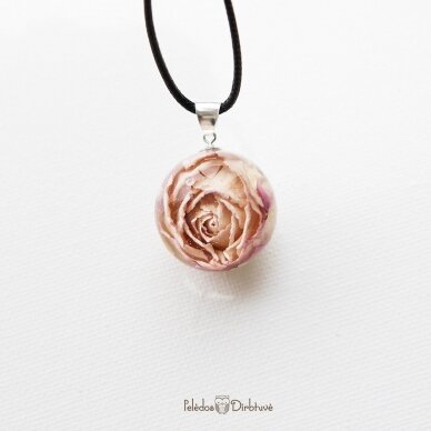 Pakabukas-burbulas su rože "Gėlių Karalienė" (25mm) 1